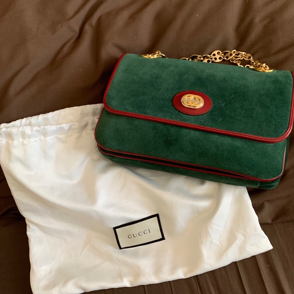 GUCCI
Suede Small Linea Marina Chain Shoulder Bag